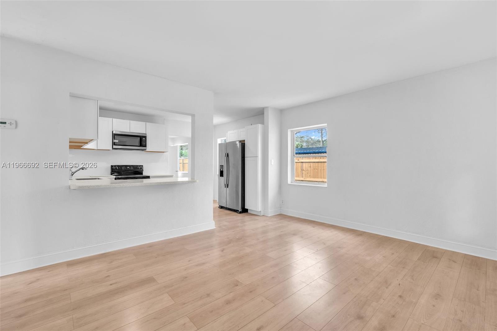 LINCOLN PARK SIXTH ADD - Residential Lease