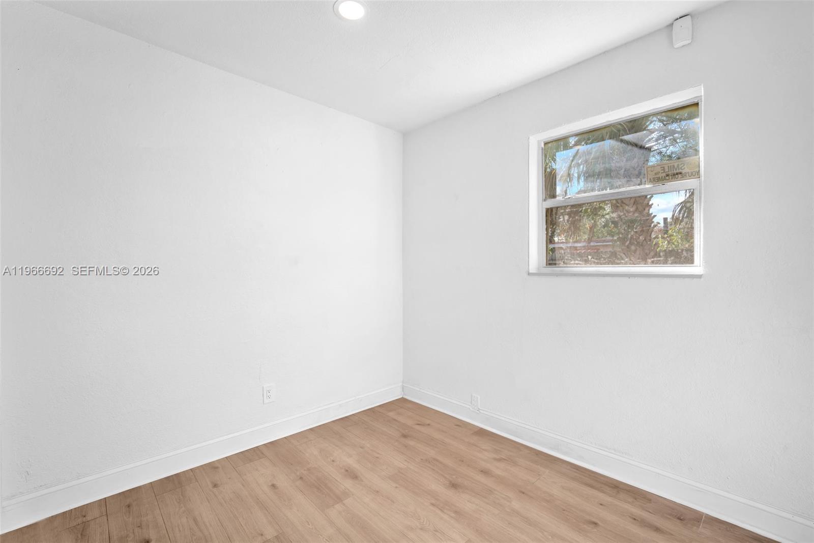LINCOLN PARK SIXTH ADD - Residential Lease