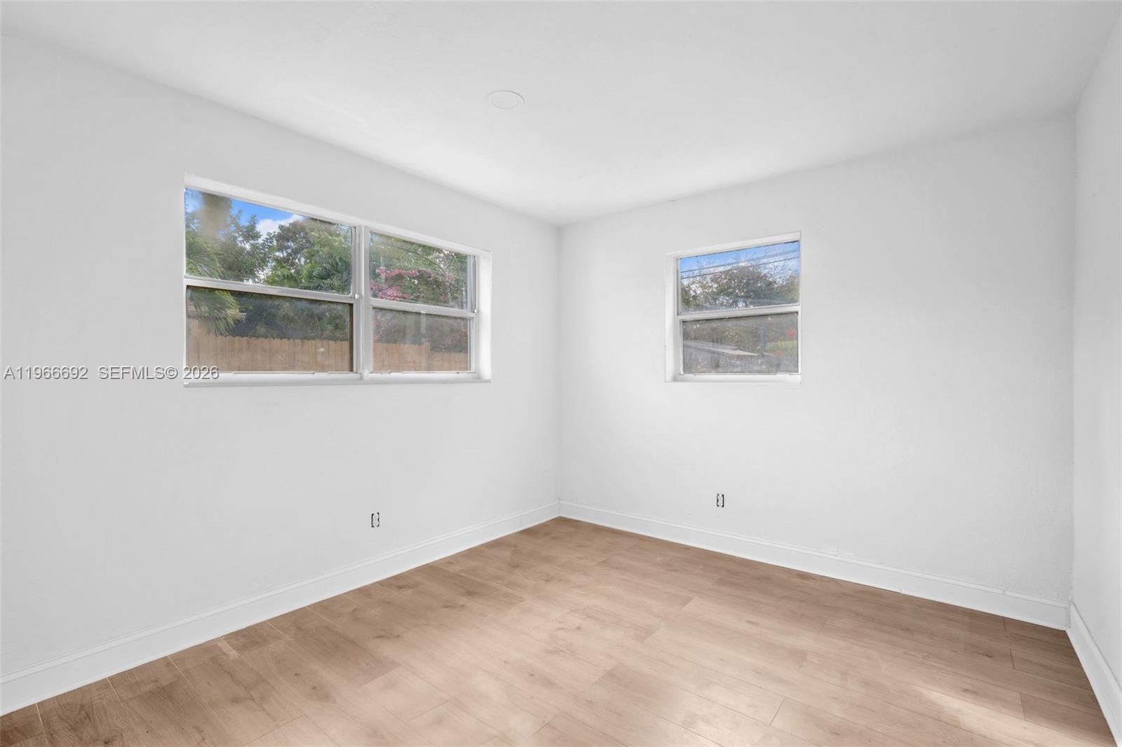 LINCOLN PARK SIXTH ADD - Residential Lease