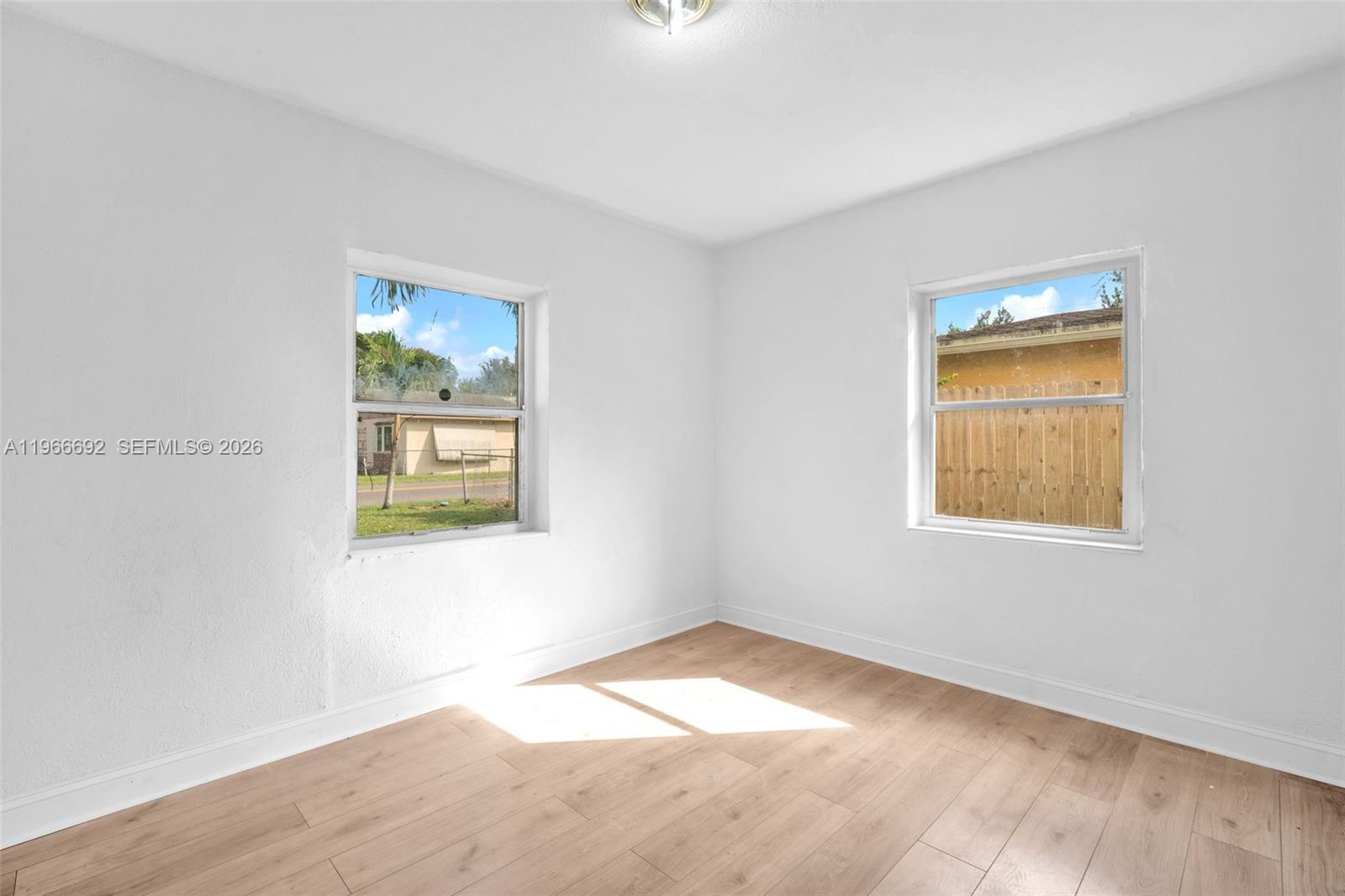 LINCOLN PARK SIXTH ADD - Residential Lease