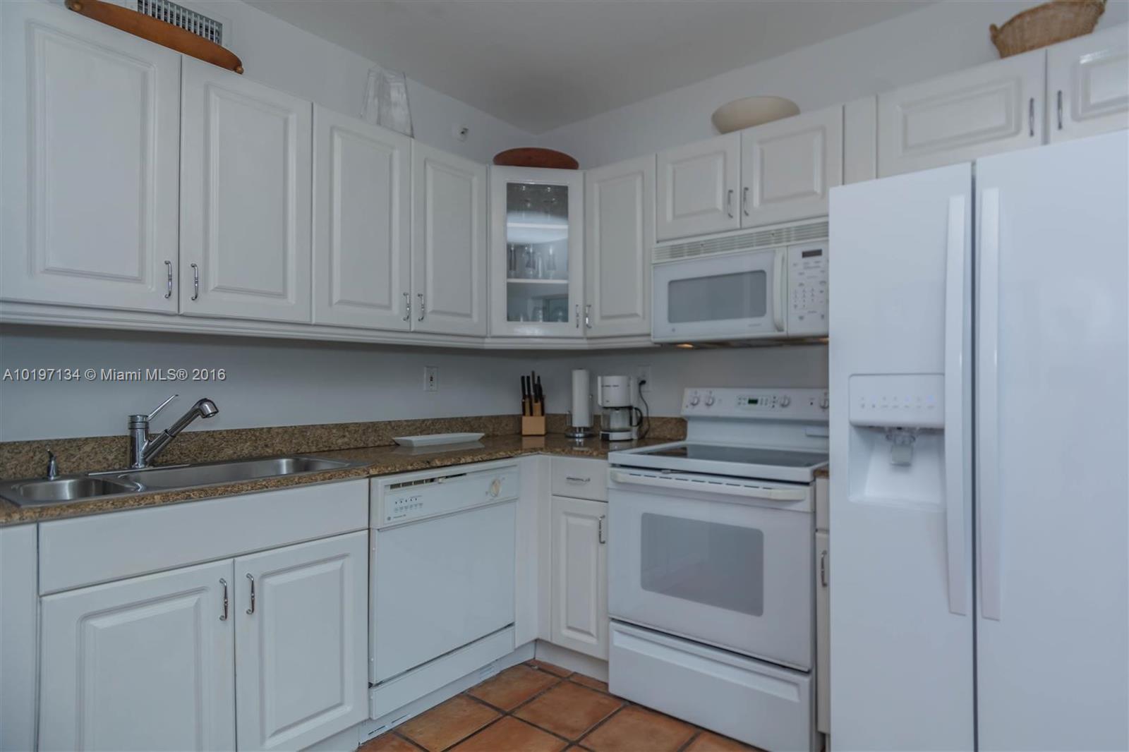 Villas At South Beach Con - Residential Lease