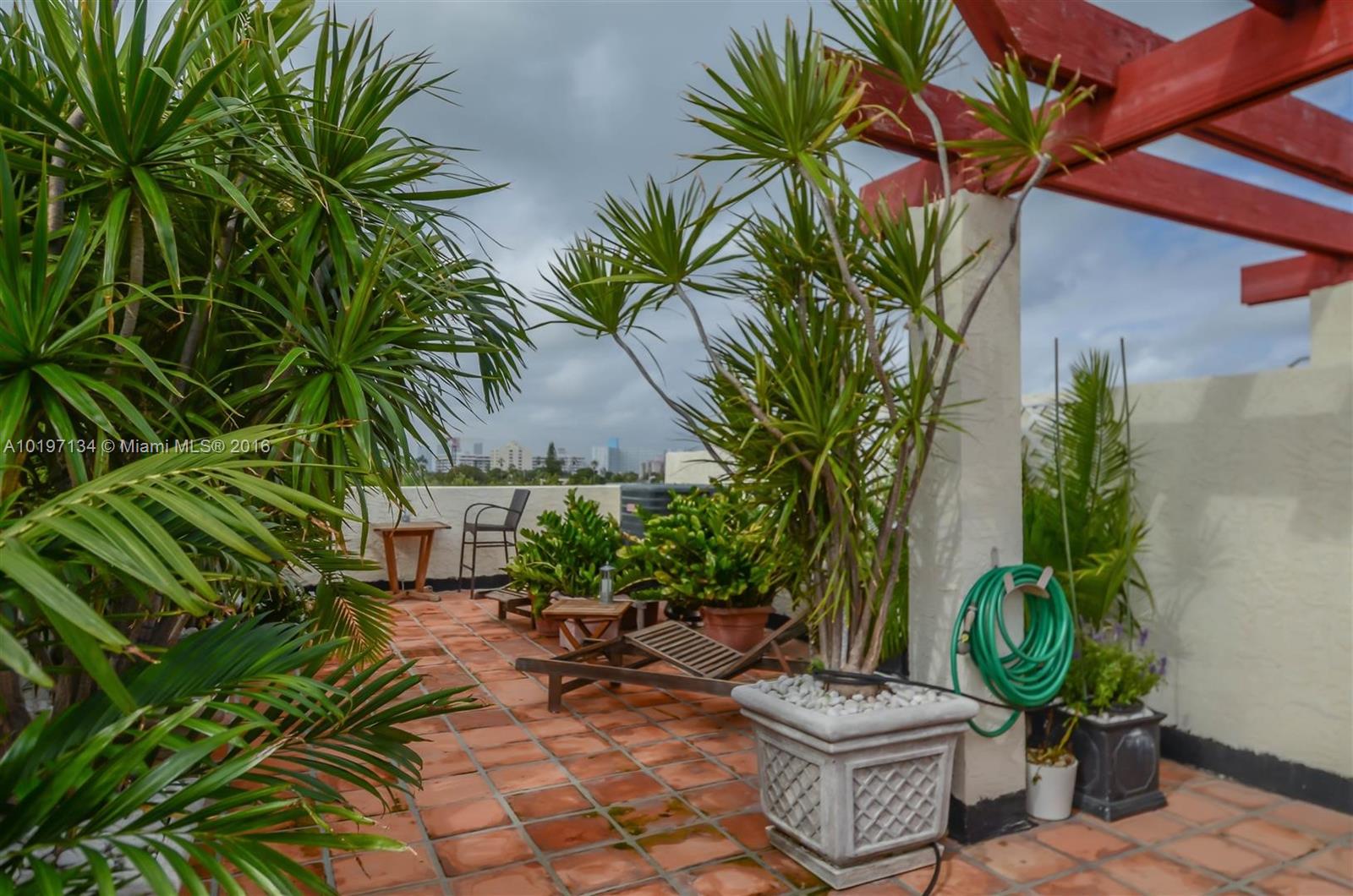 Villas At South Beach Con - Residential Lease