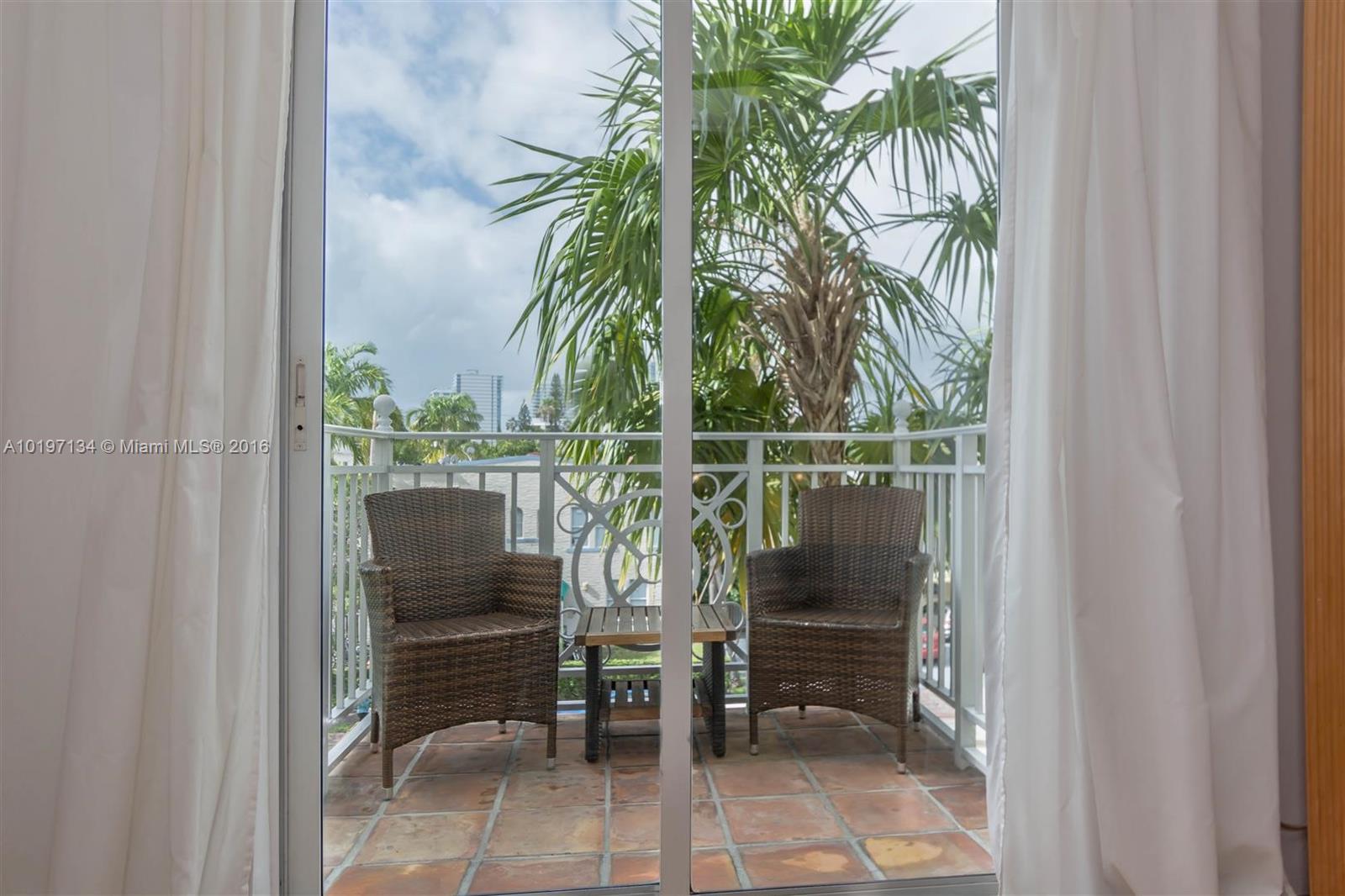 Villas At South Beach Con - Residential Lease