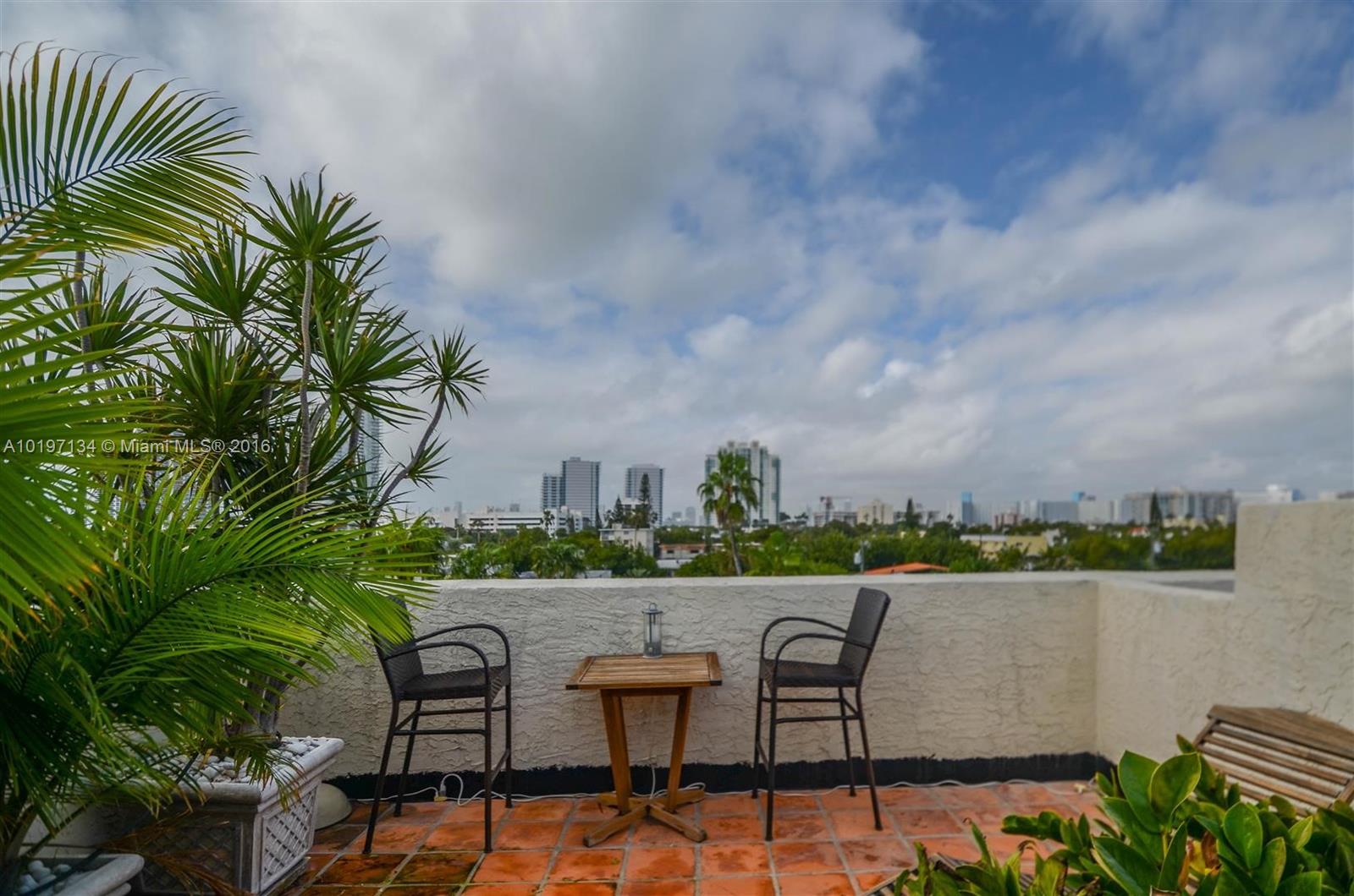 Villas At South Beach Con - Residential Lease