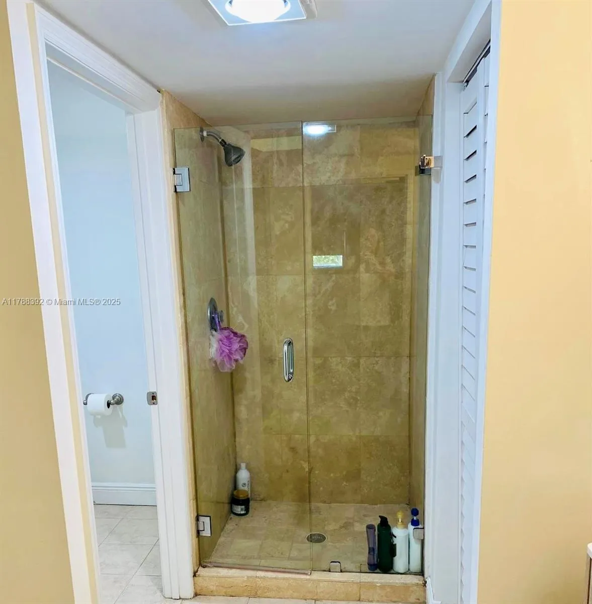 Key Biscayne, Florida 33149, United States, 3 Bedrooms Bedrooms, ,2 BathroomsBathrooms,Residential,Active,114050