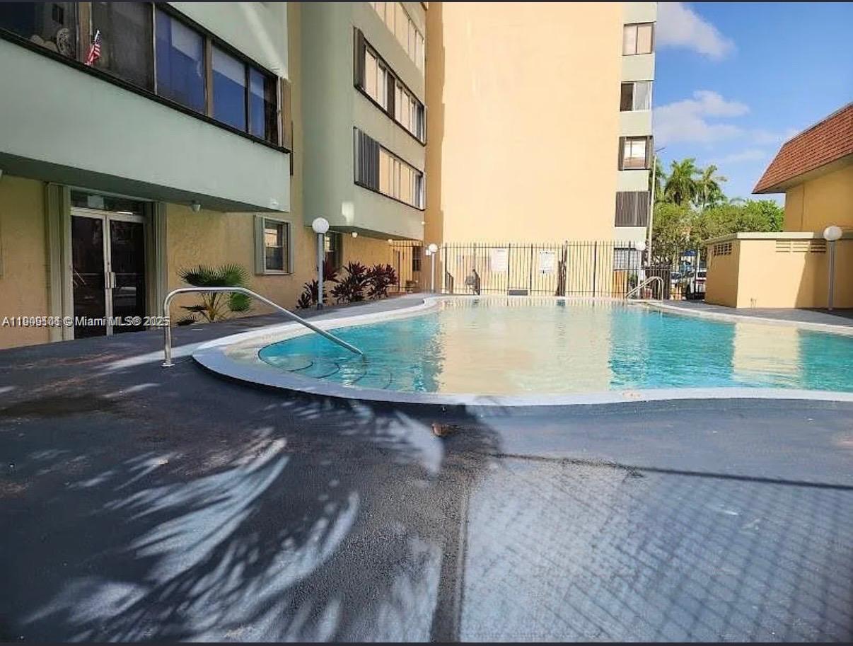 HALF MOON TOWERS CONDO - Residential