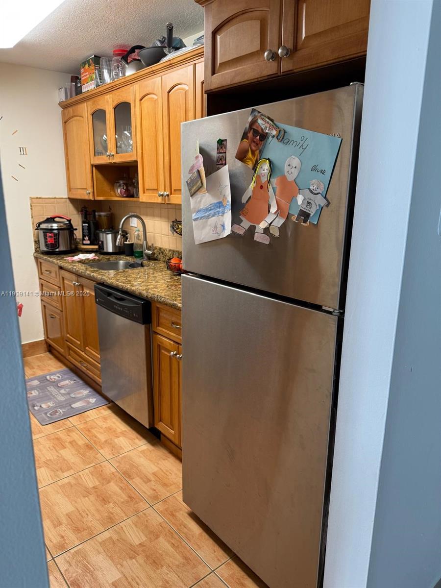 HALF MOON TOWERS CONDO - Residential