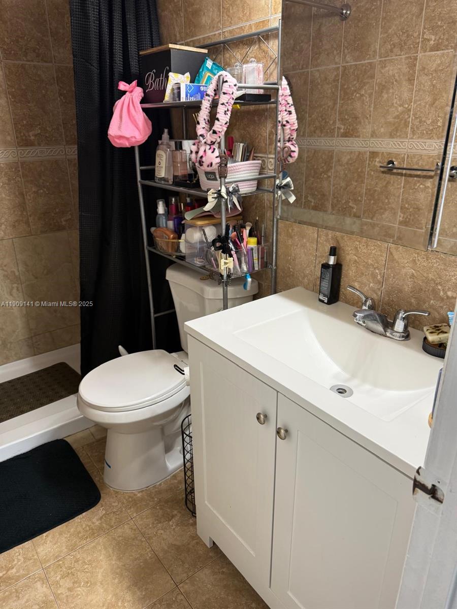 HALF MOON TOWERS CONDO - Residential