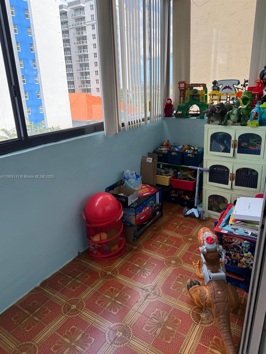 HALF MOON TOWERS CONDO - Residential