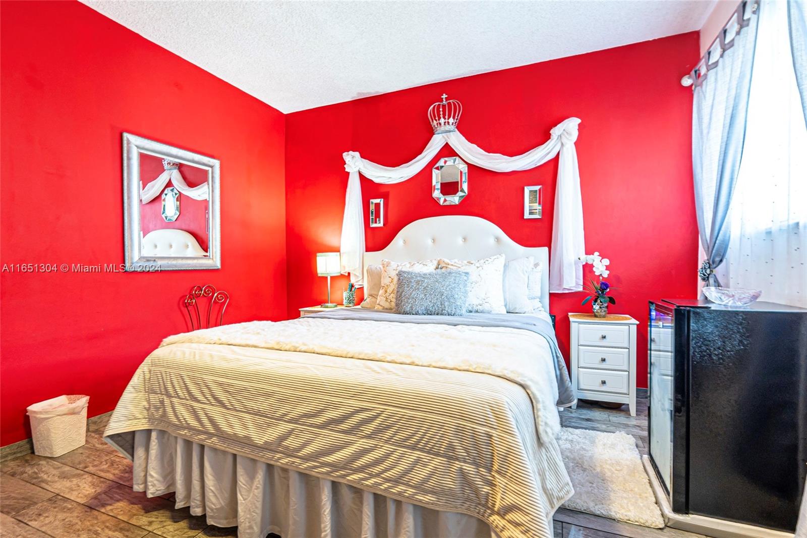 Property for Sale at 815 Sw 10th Terrace 3V, Hallandale Beach, Broward County, Florida - Bedrooms: 1 
Bathrooms: 1  - $90,000