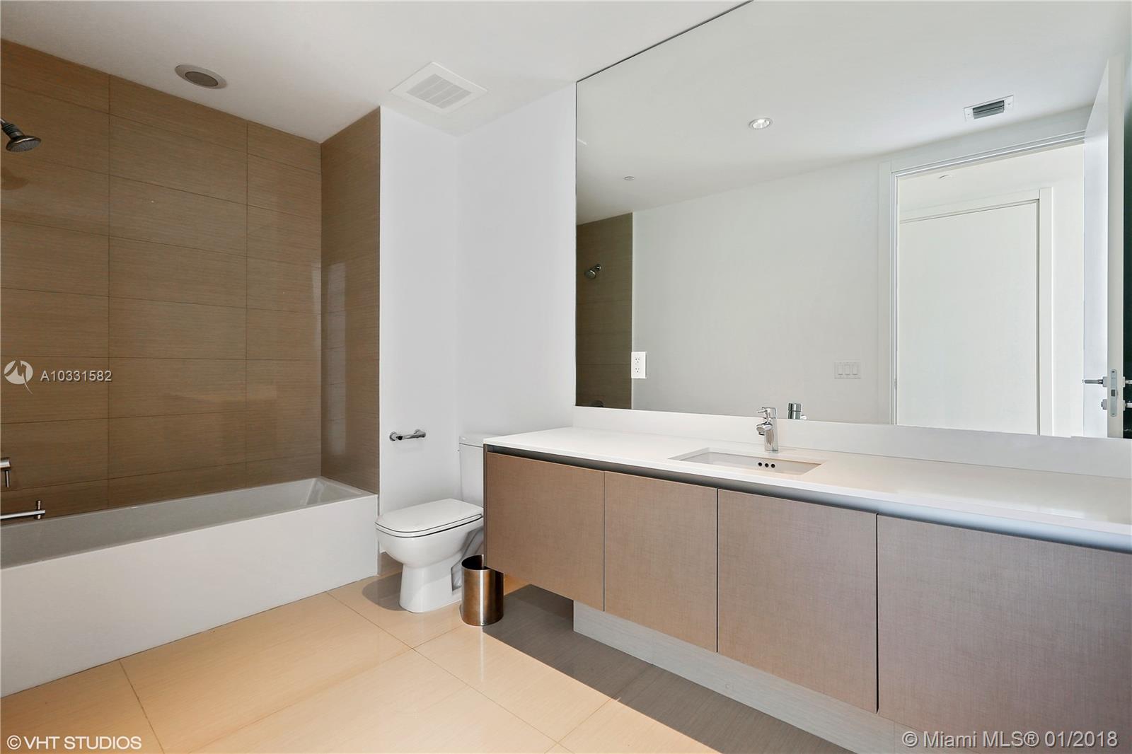 Echo Aventura - Residential Lease