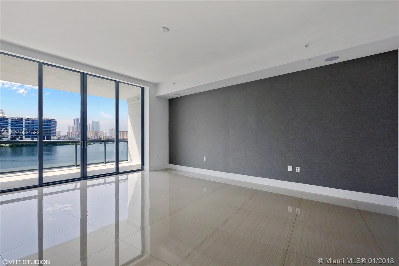 Echo Aventura - Residential Lease