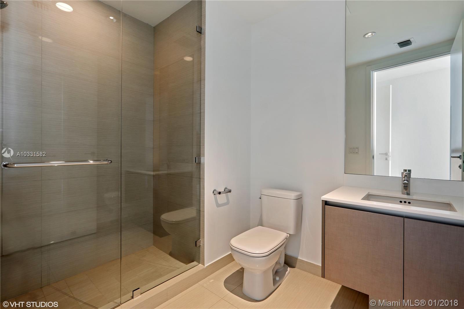 Echo Aventura - Residential Lease