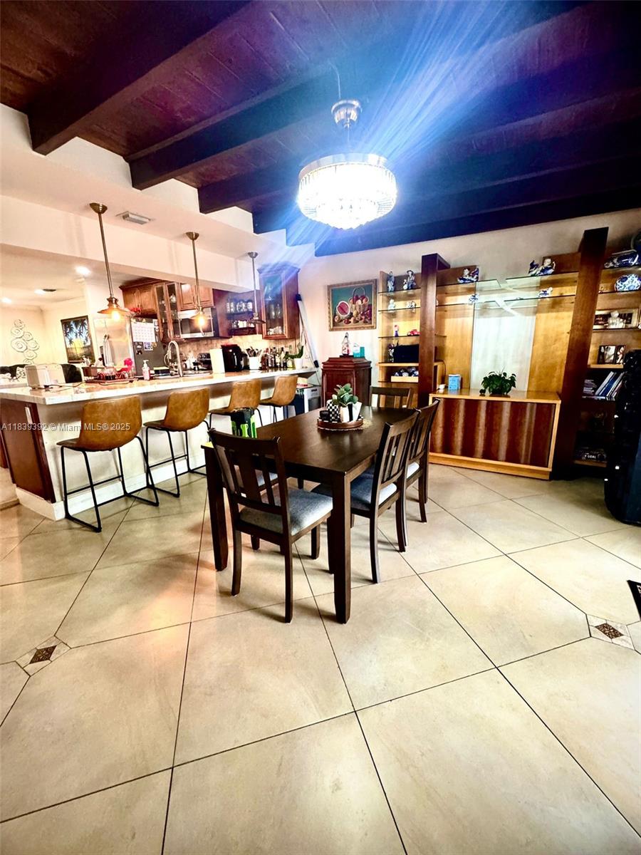2241 SW 43rd Ave