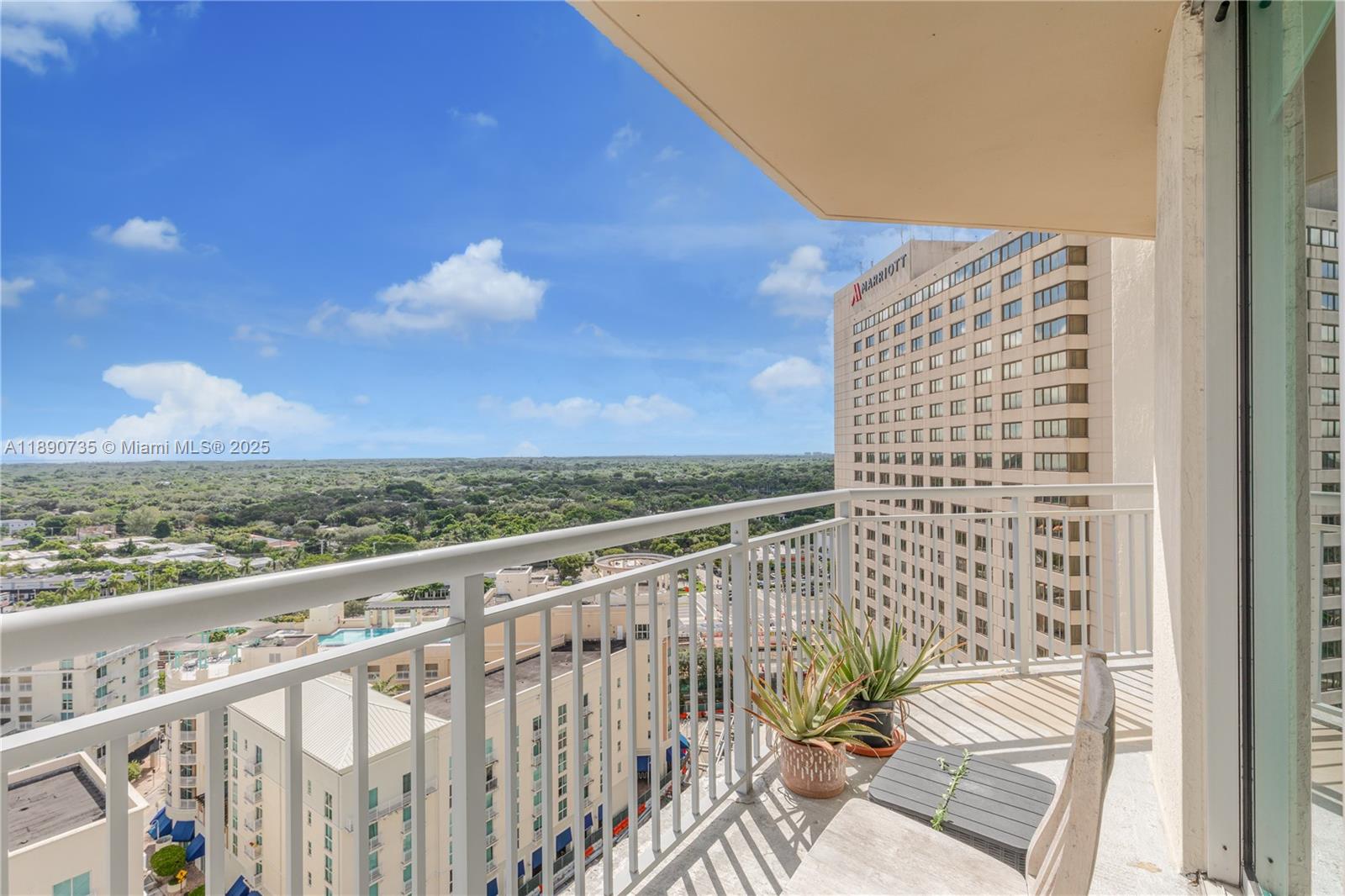 METROPOLIS I AT DADELAND - Residential