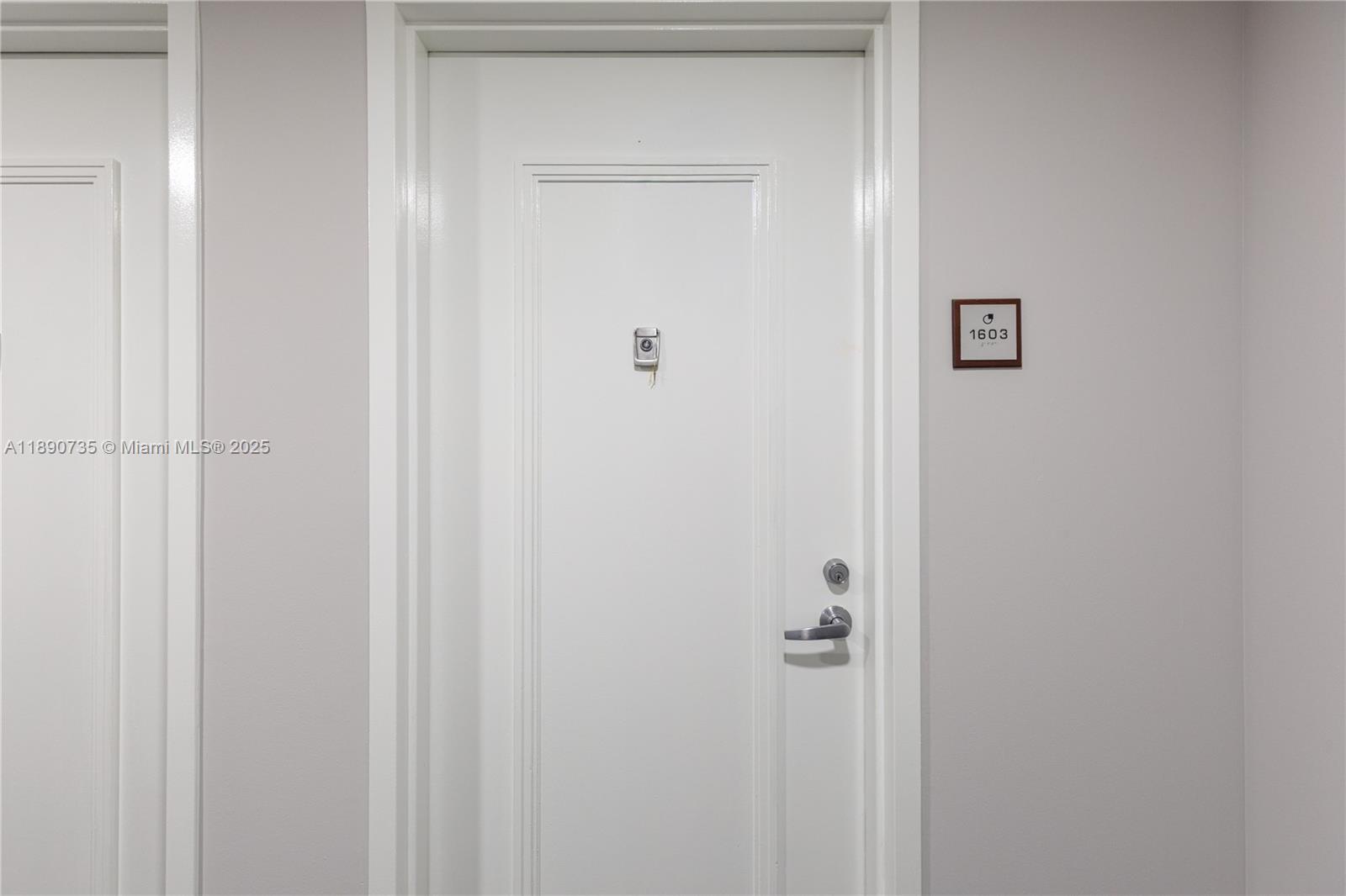 METROPOLIS I AT DADELAND - Residential