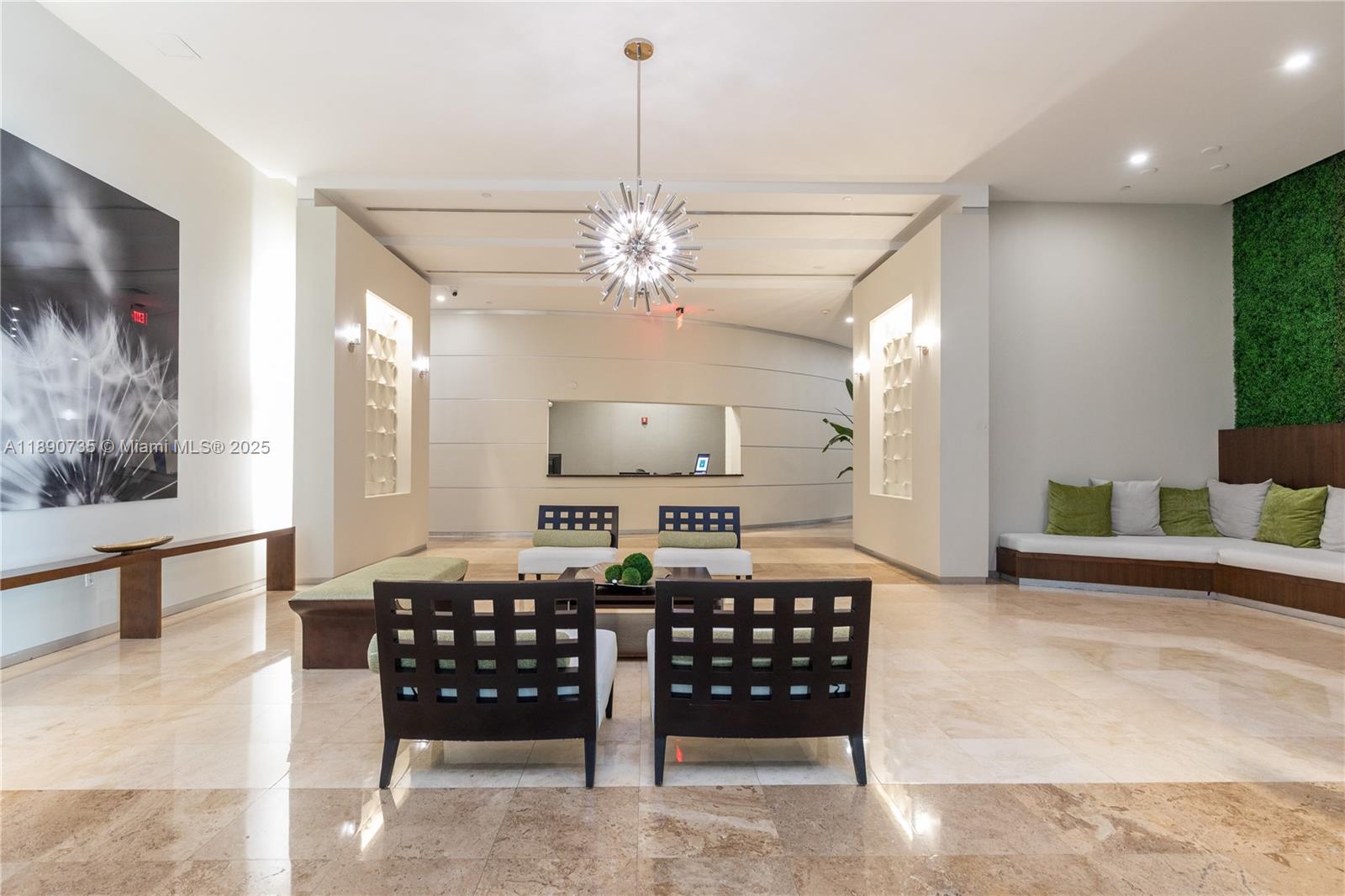 METROPOLIS I AT DADELAND - Residential