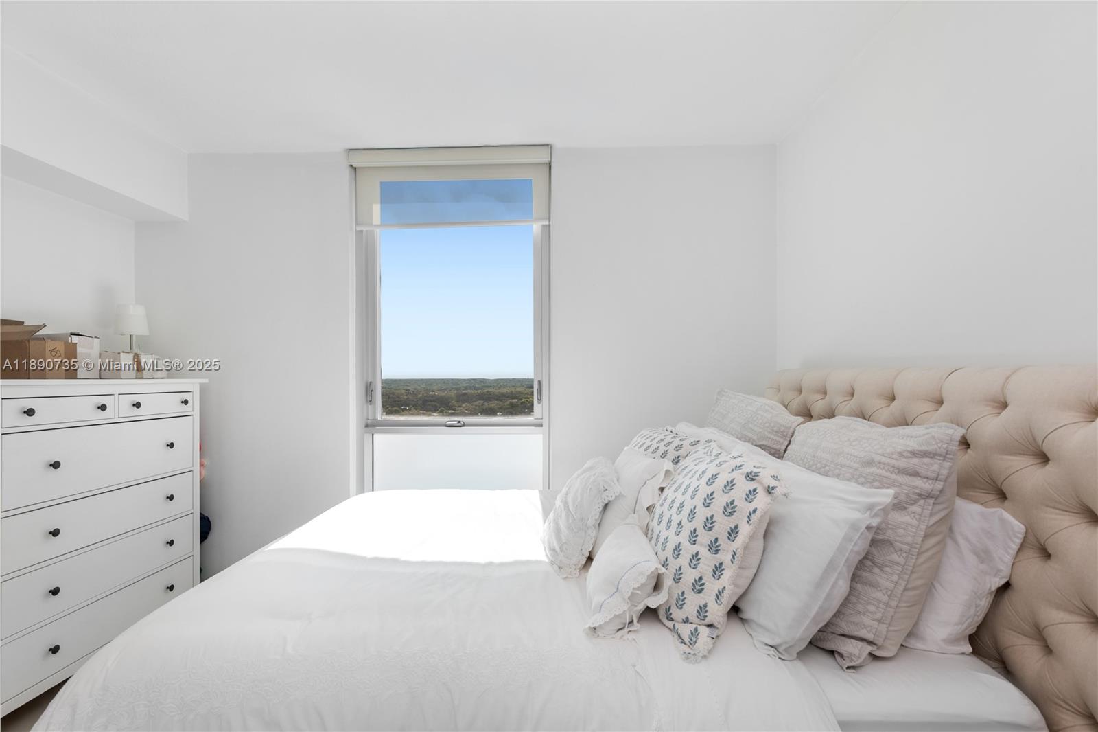 METROPOLIS I AT DADELAND - Residential