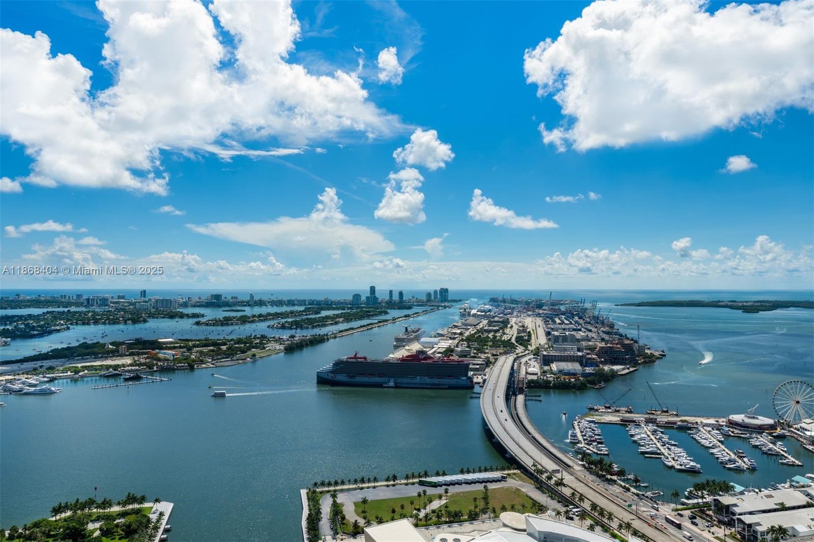 MARINABLUE CONDO - Residential