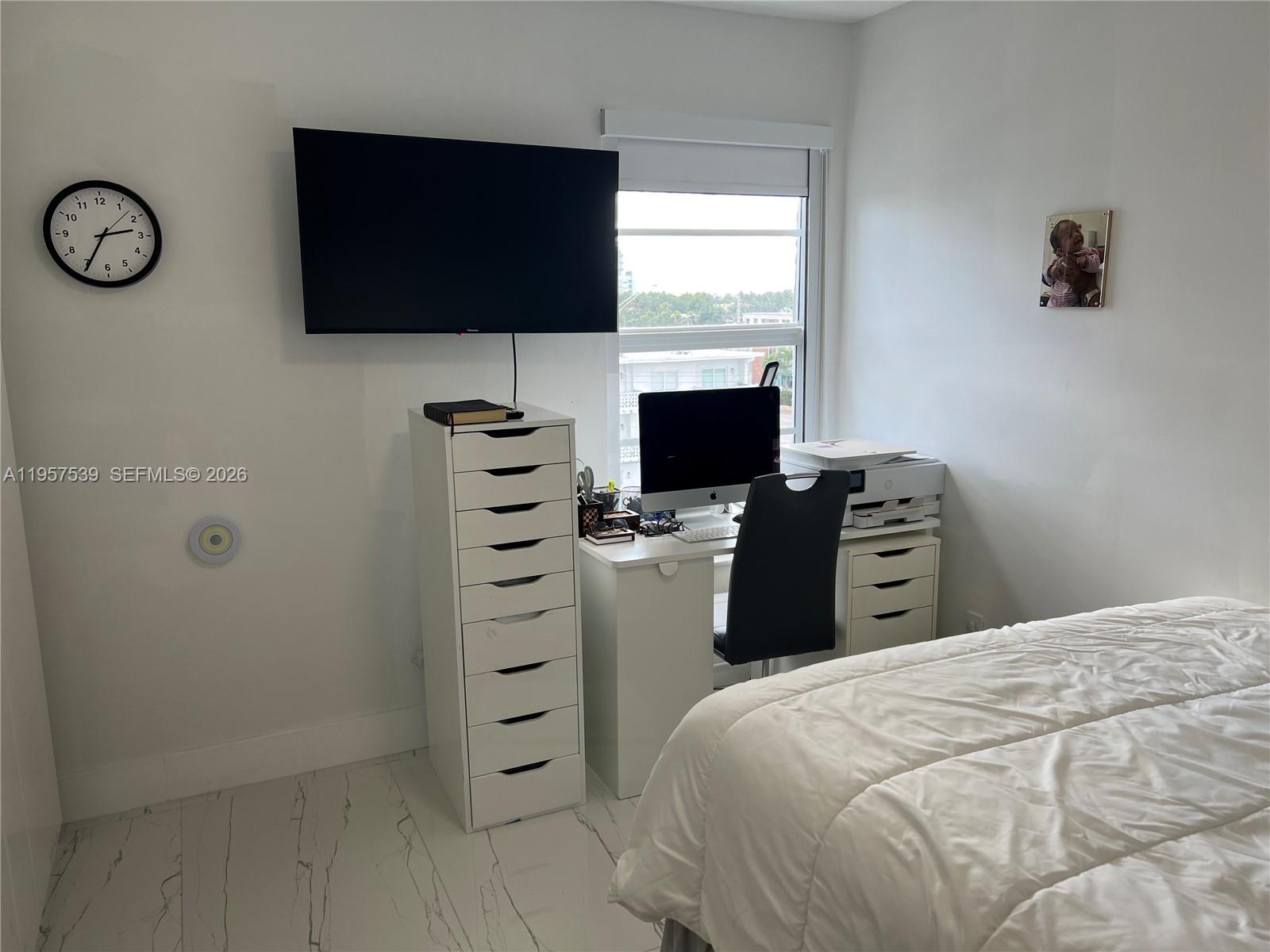 CLINTON CONDO - Residential