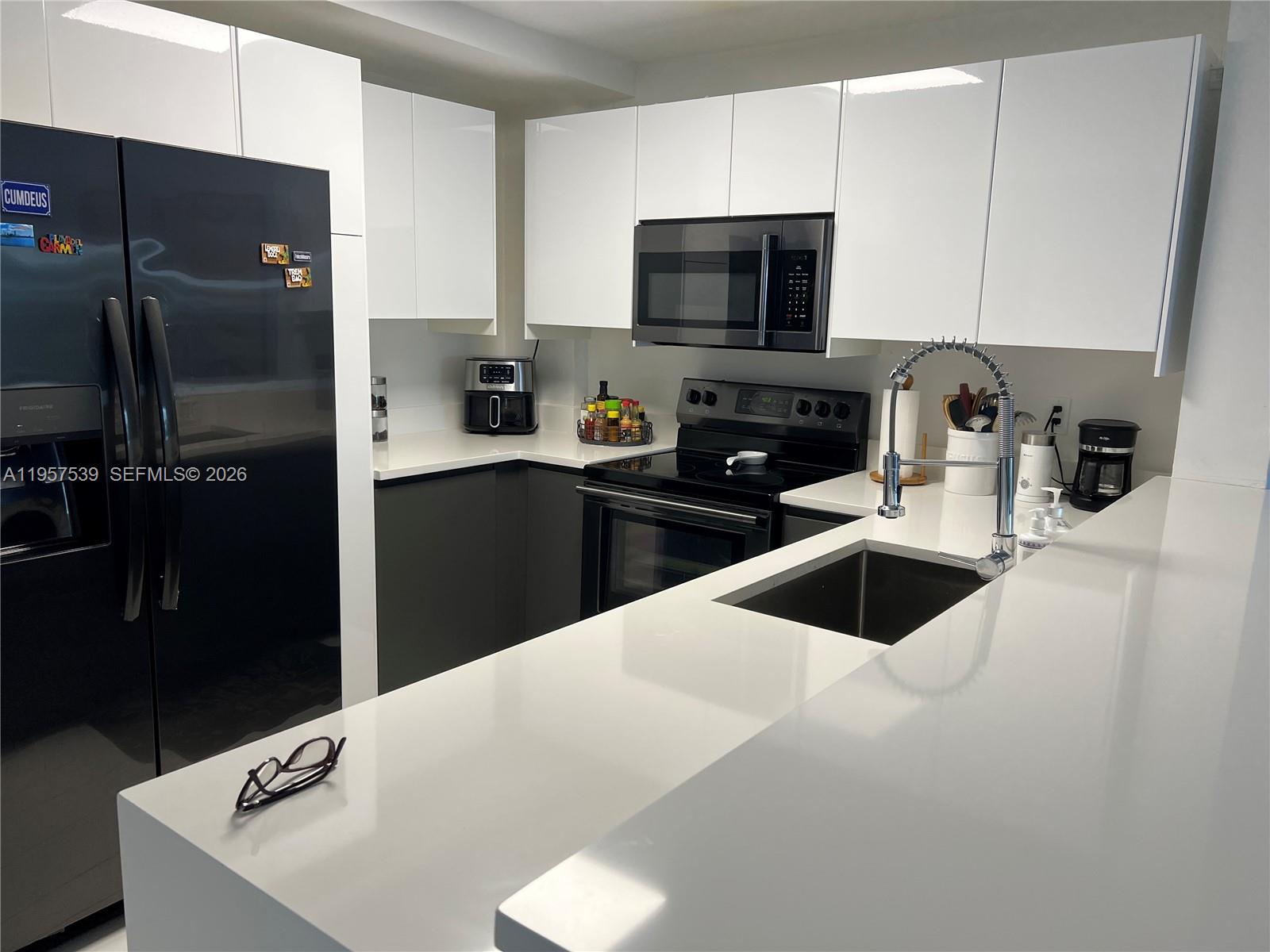 CLINTON CONDO - Residential