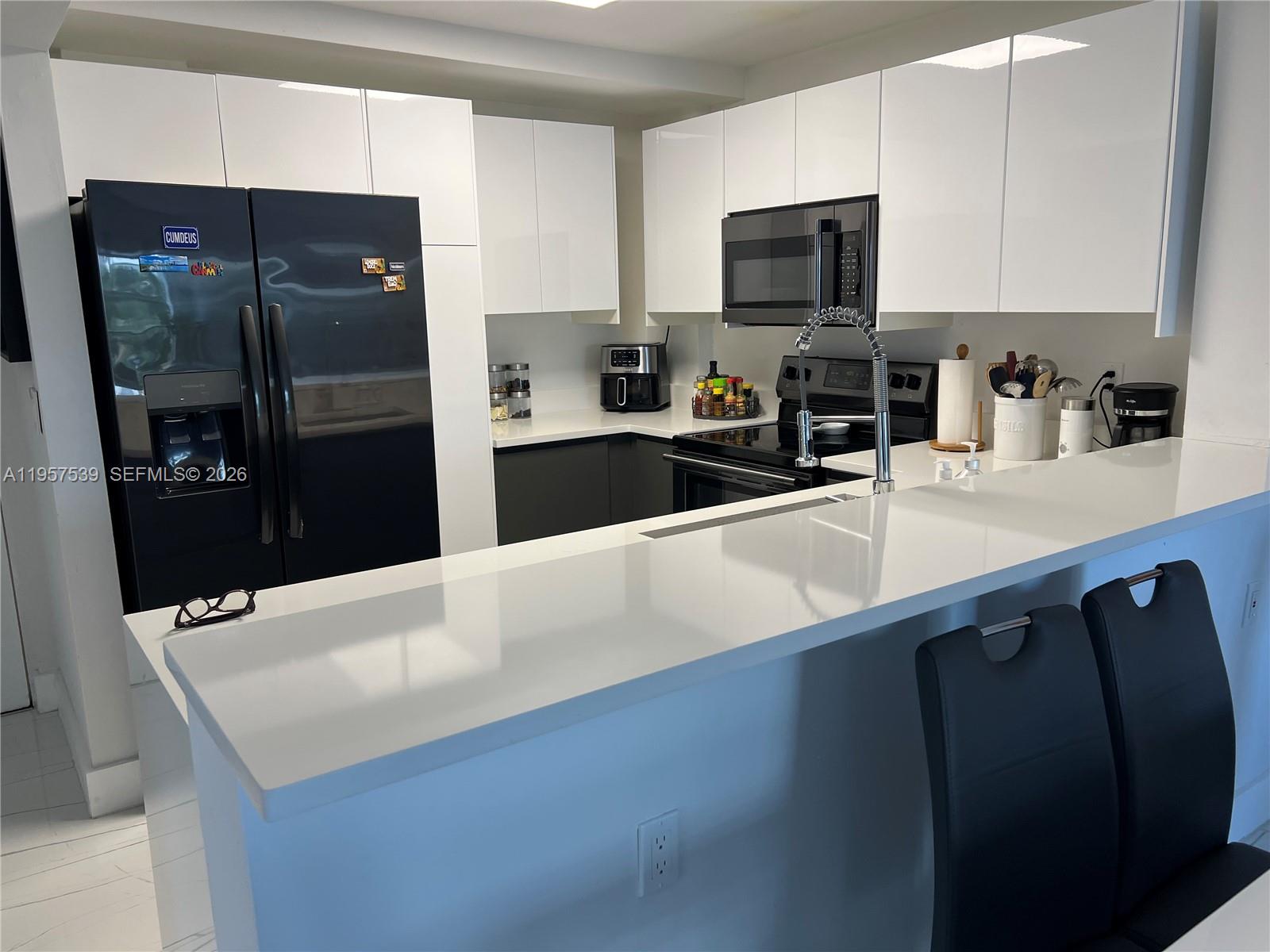 CLINTON CONDO - Residential