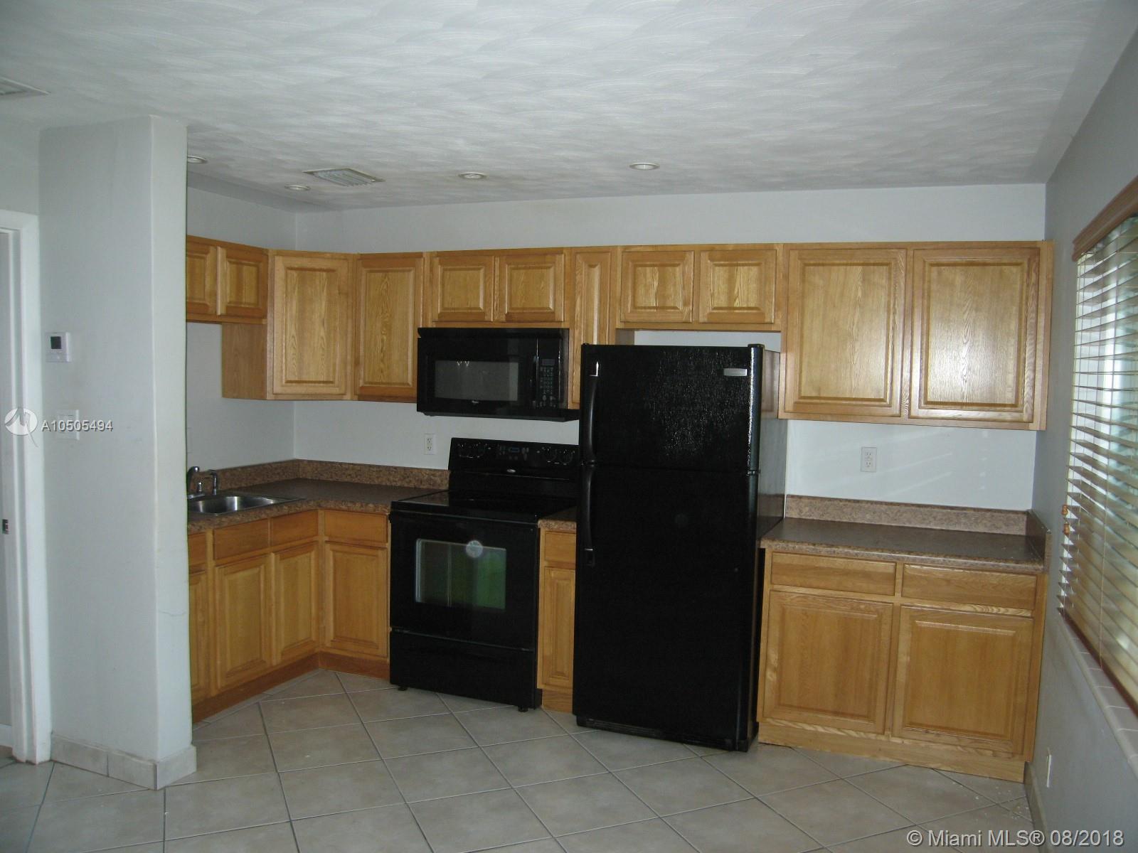 GREENS SUB - Residential Lease