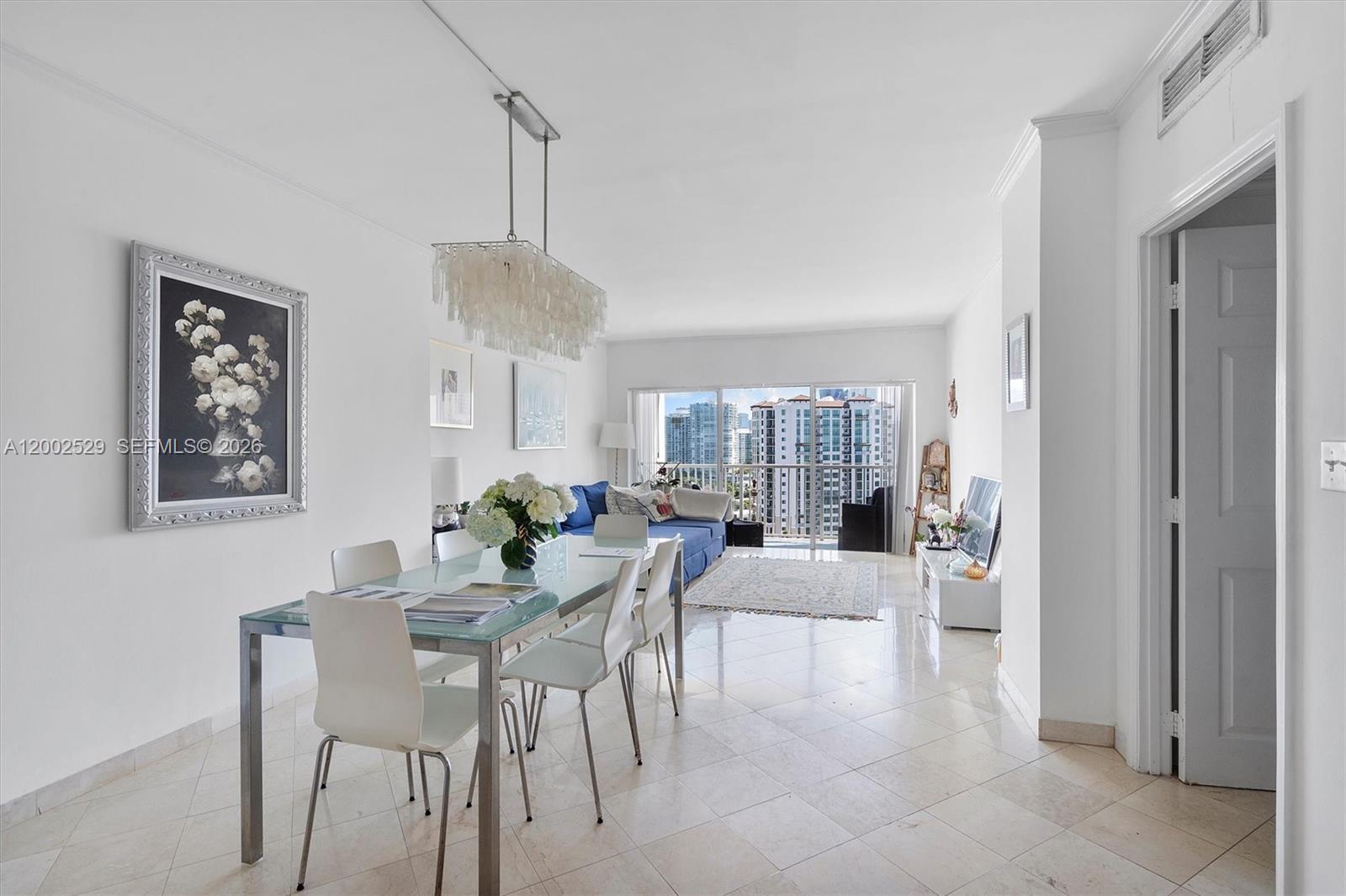 ARLEN HOUSE CONDO - Residential