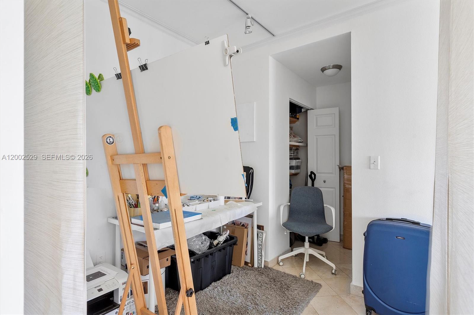 ARLEN HOUSE CONDO - Residential