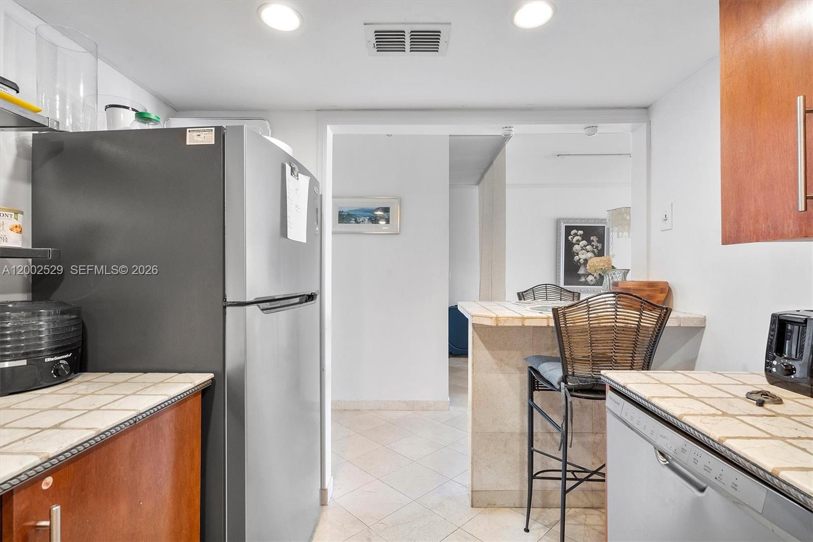 ARLEN HOUSE CONDO - Residential