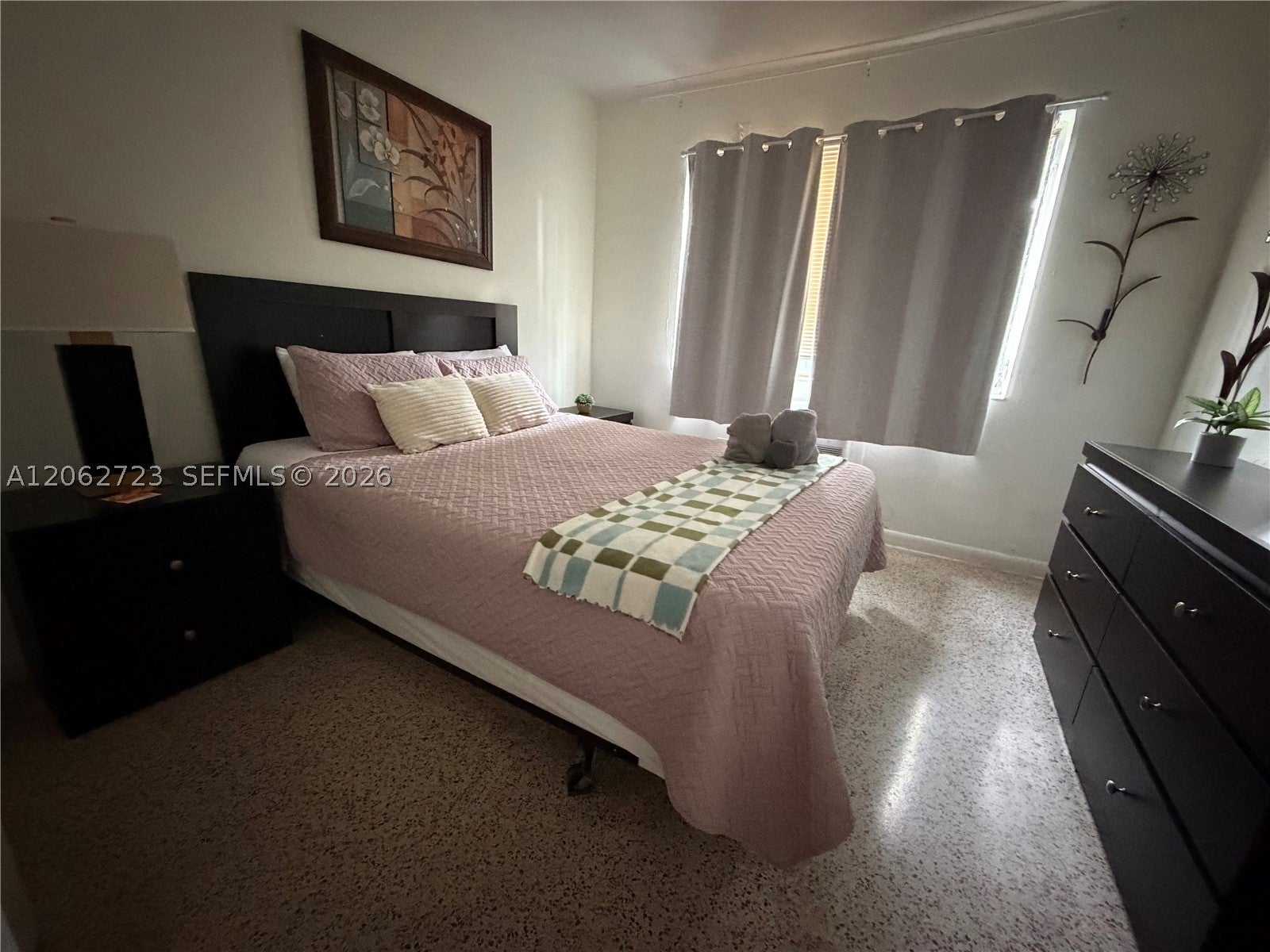 461 SW 6th St 3