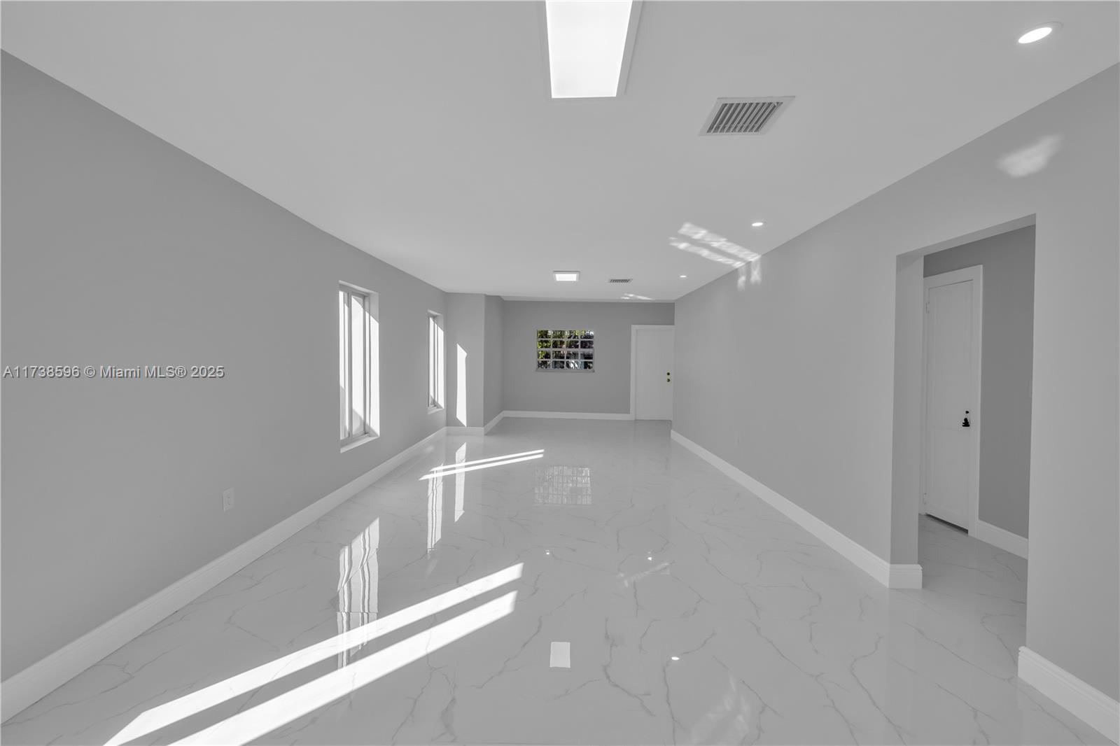WEST END PARK AMD PL - Residential Lease