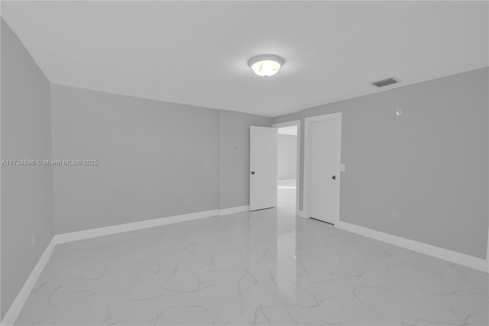 WEST END PARK AMD PL - Residential Lease