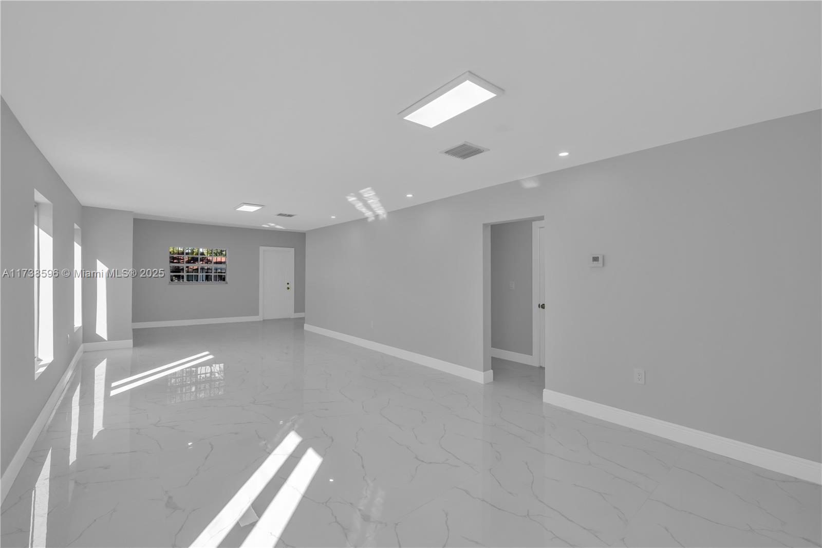 WEST END PARK AMD PL - Residential Lease