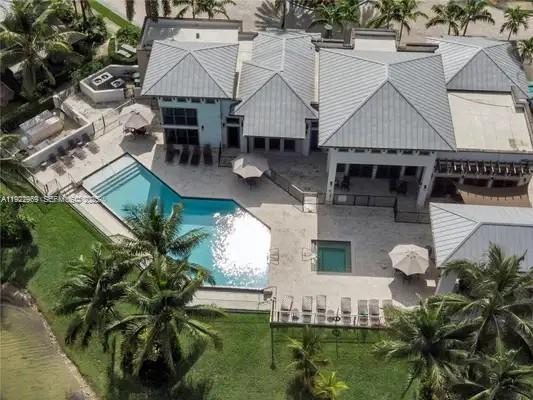 DORAL CAY - Residential Lease