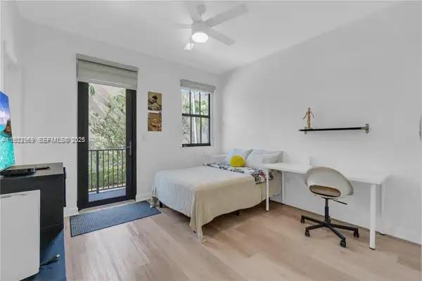 DORAL CAY - Residential Lease