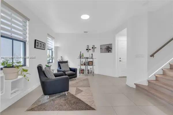 DORAL CAY - Residential Lease