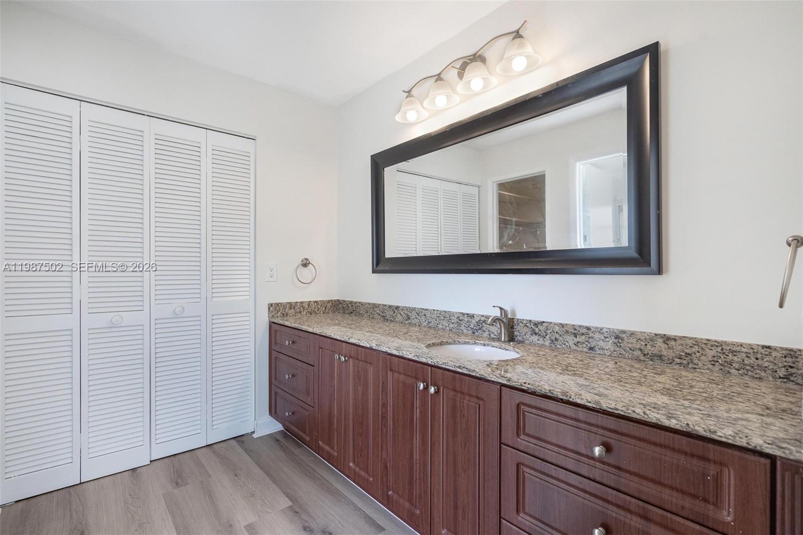 KENLAND BEND SOUTH CONDO - Residential