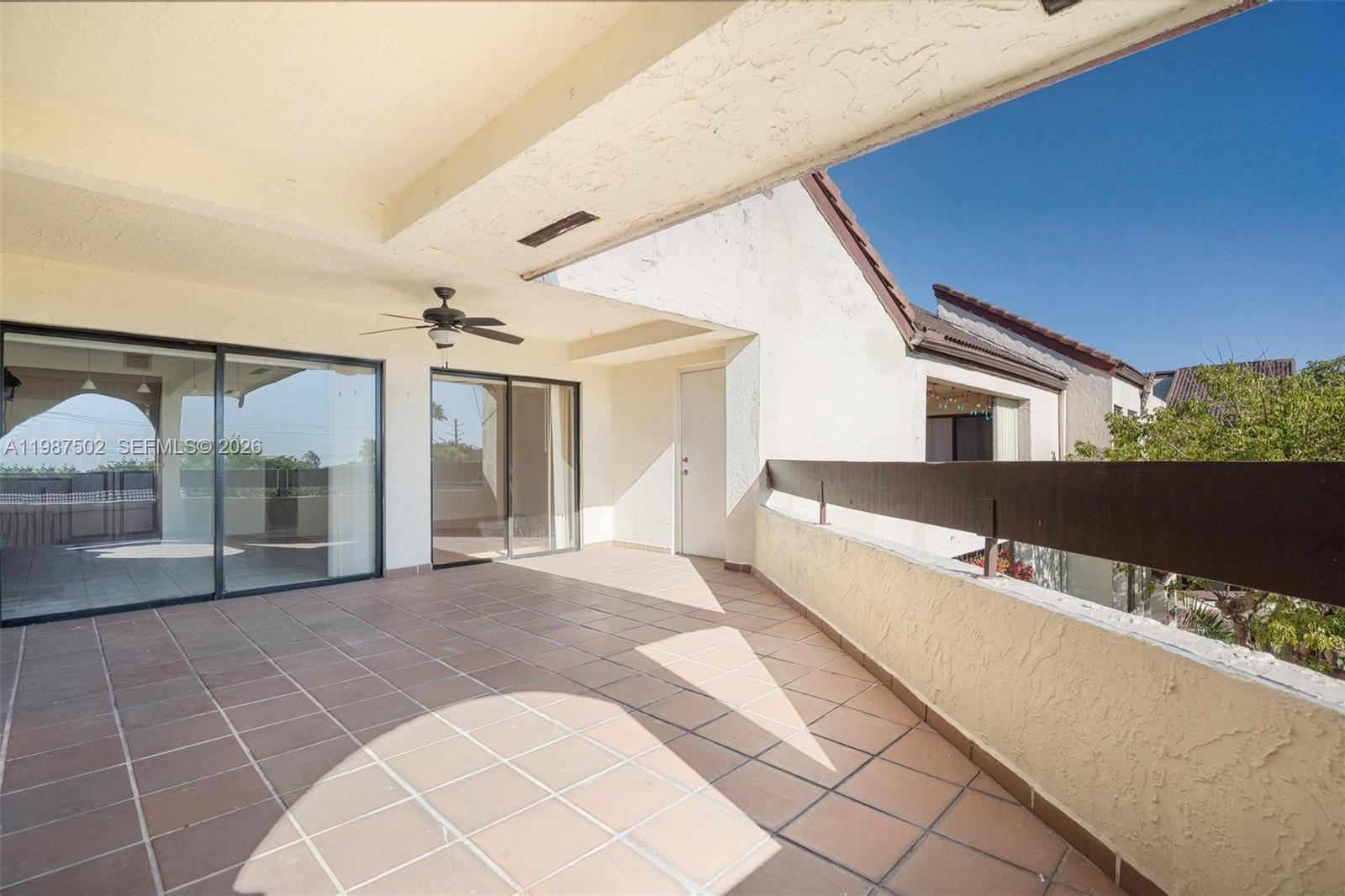 KENLAND BEND SOUTH CONDO - Residential