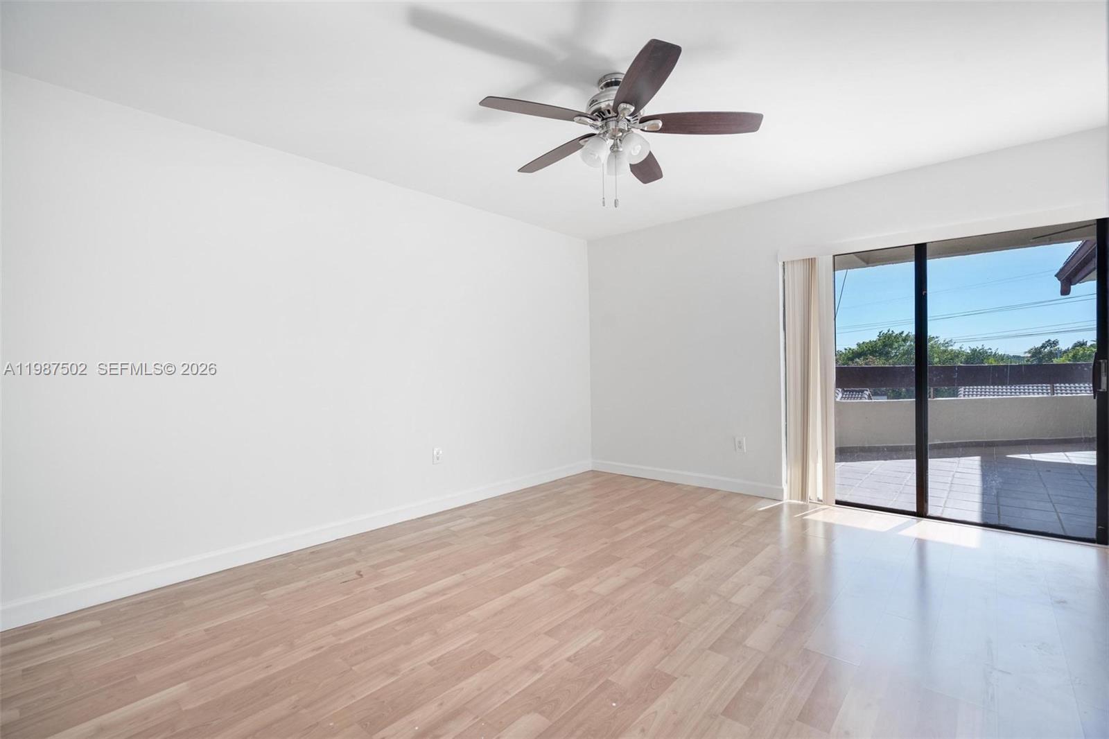 KENLAND BEND SOUTH CONDO - Residential