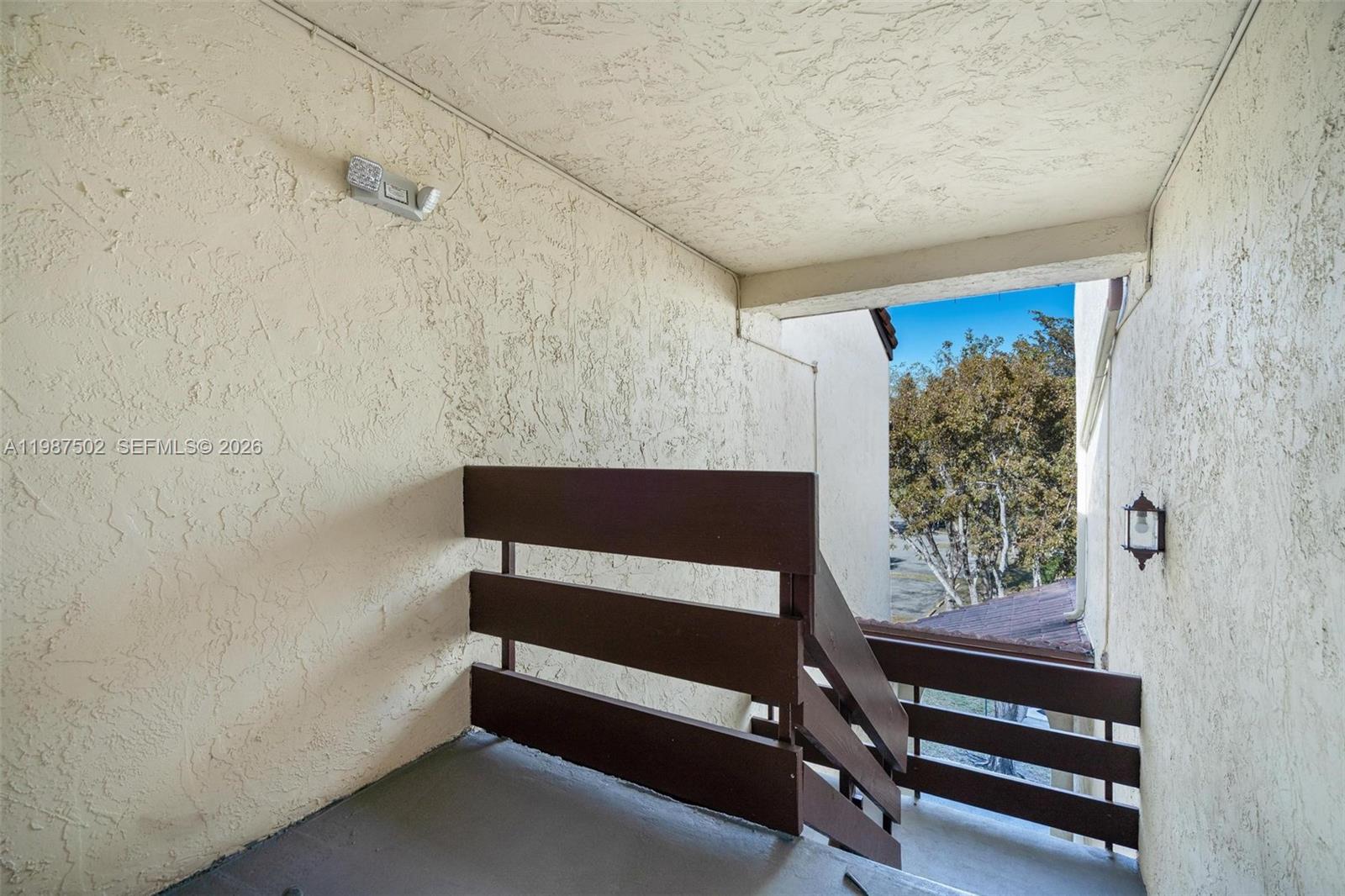 KENLAND BEND SOUTH CONDO - Residential