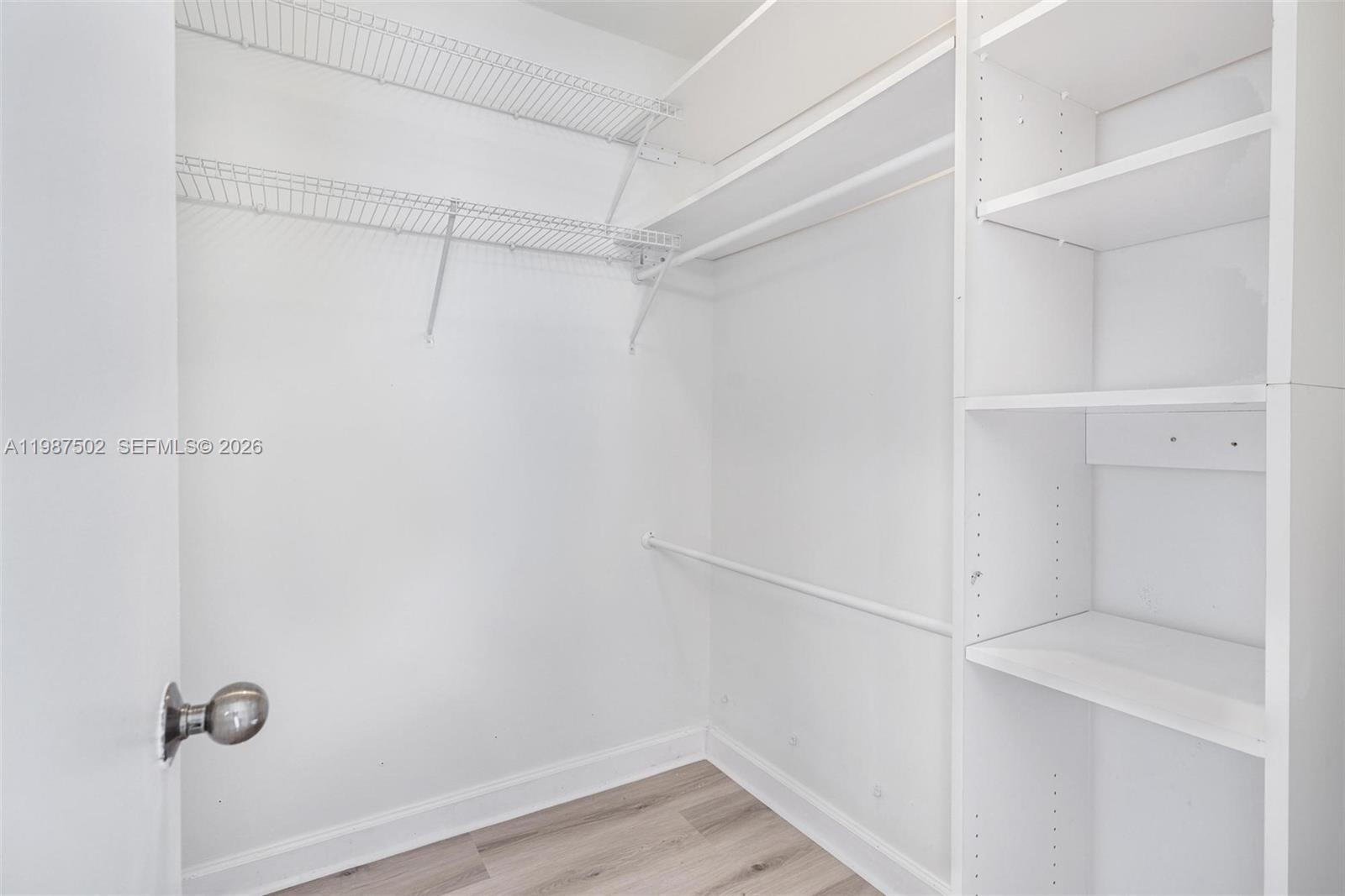 KENLAND BEND SOUTH CONDO - Residential