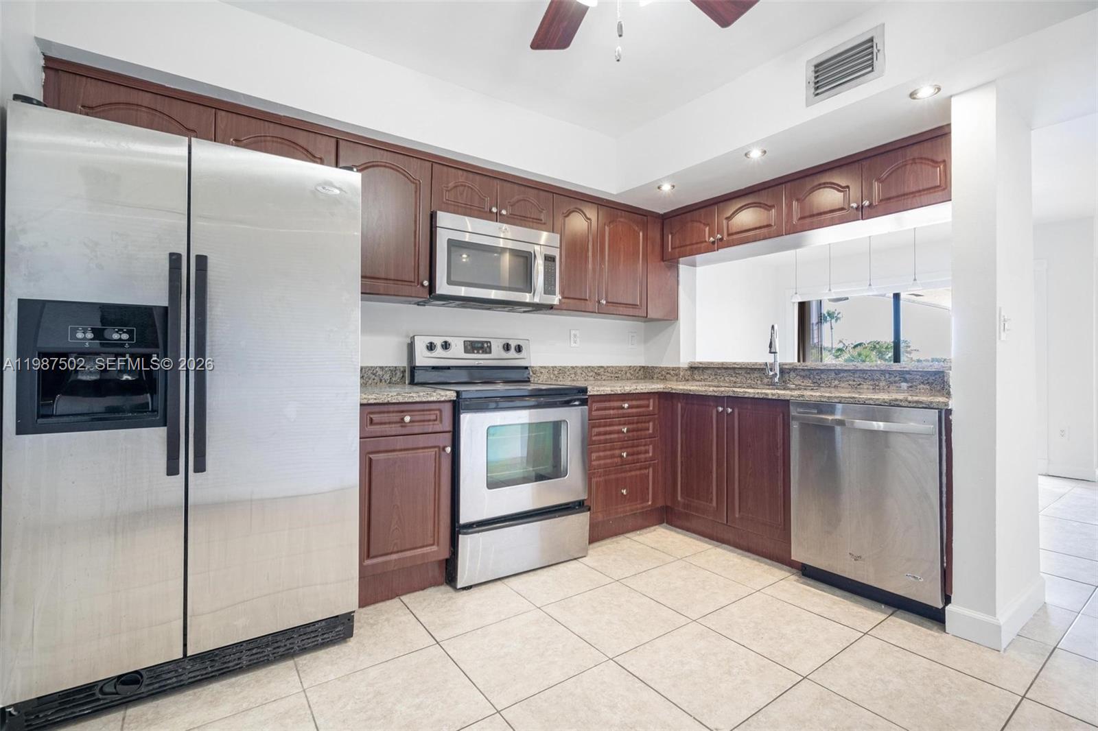 KENLAND BEND SOUTH CONDO - Residential