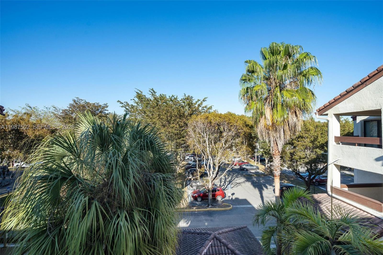 KENLAND BEND SOUTH CONDO - Residential