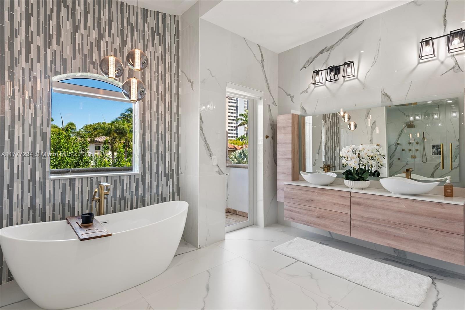 EASTERN SHORES 1ST ADDN - Residential