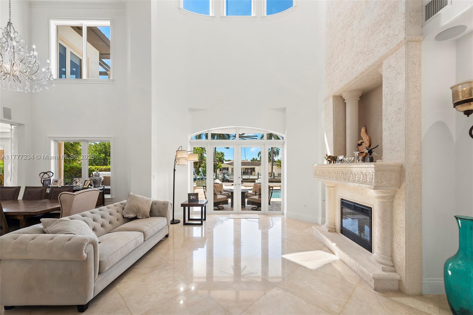 EASTERN SHORES 1ST ADDN - Residential