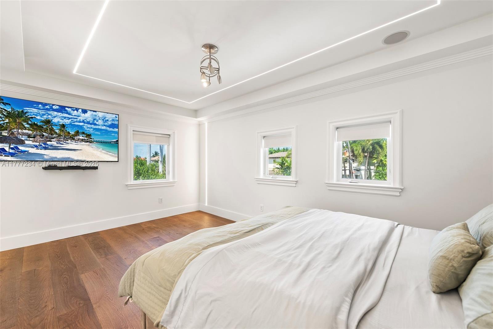 EASTERN SHORES 1ST ADDN - Residential