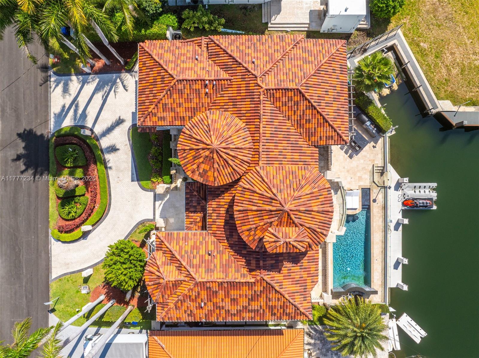 EASTERN SHORES 1ST ADDN - Residential