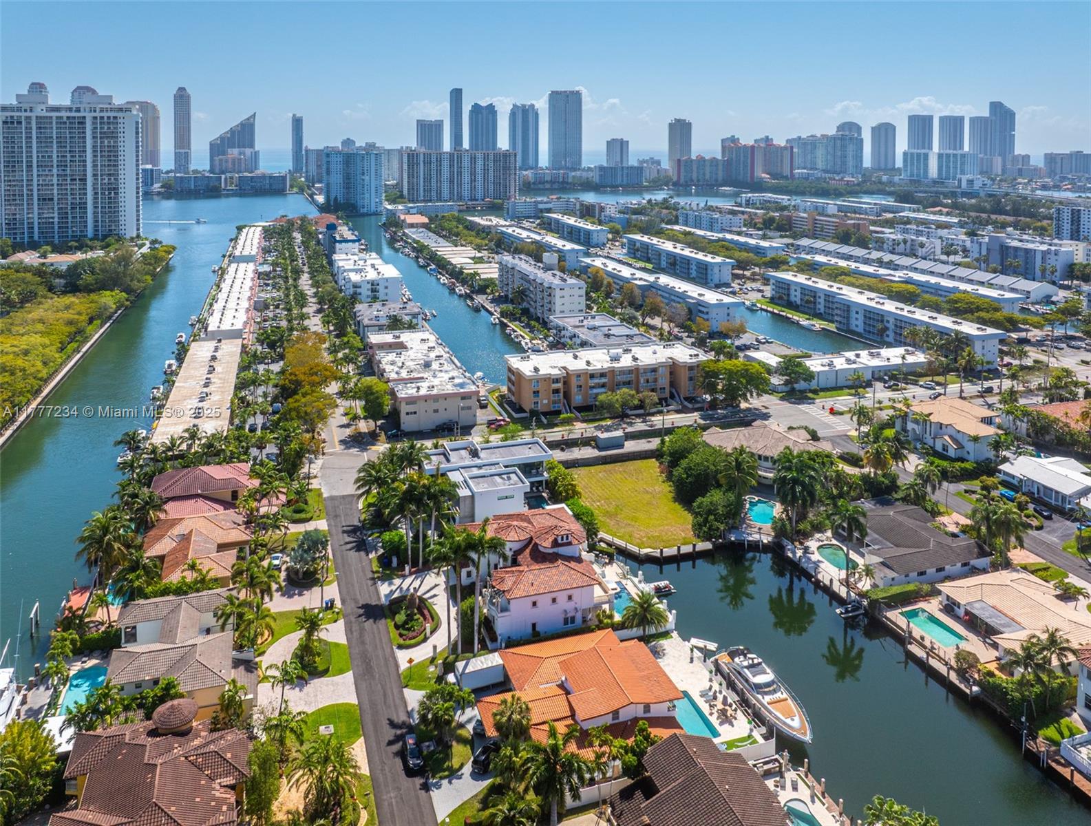 EASTERN SHORES 1ST ADDN - Residential