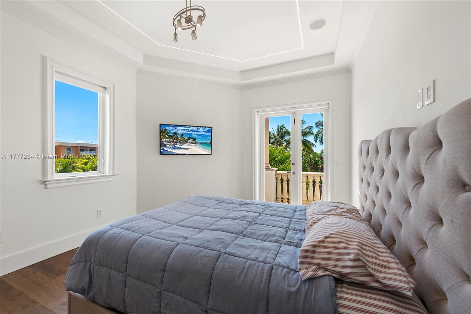 EASTERN SHORES 1ST ADDN - Residential